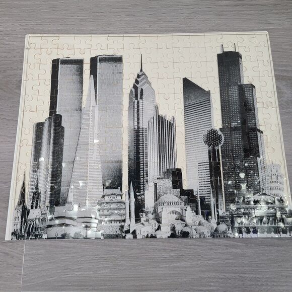Vintage 1992 3D City Skyline Jigsaw Puzzle Size Gray White NEW in Box - Picture 3 of 8